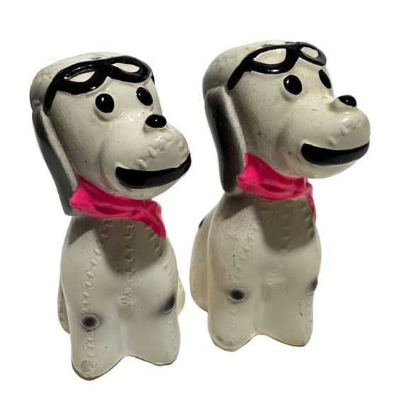 Dog Salt & Pepper Shakers - Picture 1 of 6